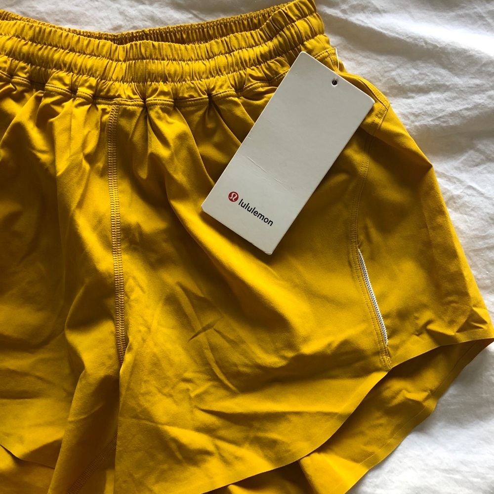 LULULEMON ALWAYS AIRY RUN SHORT